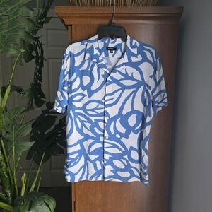 Express Blue and White Leaf Pattern Blouse